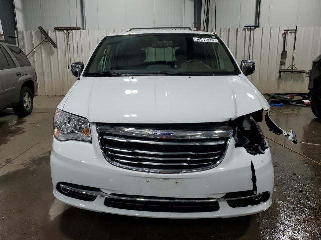 2C4RC1CGXFR520606 - 2015 CHRYSLER TOWN & COU TOURING L WHITE photo 5