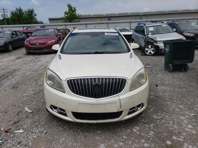 1G4PS5SK8C4162911 - 2012 BUICK VERANO WHITE photo 5