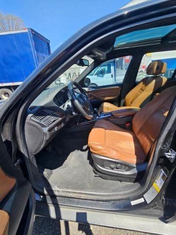 5UXFE83569L310312 - 2009 BMW X5 XDRIVE48I BLACK photo 5