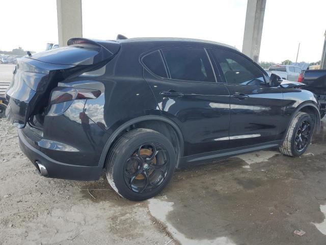 ZASPAJAN2M7D00171 - 2021 ALFA ROMEO STELVIO SPORT BLACK photo 3
