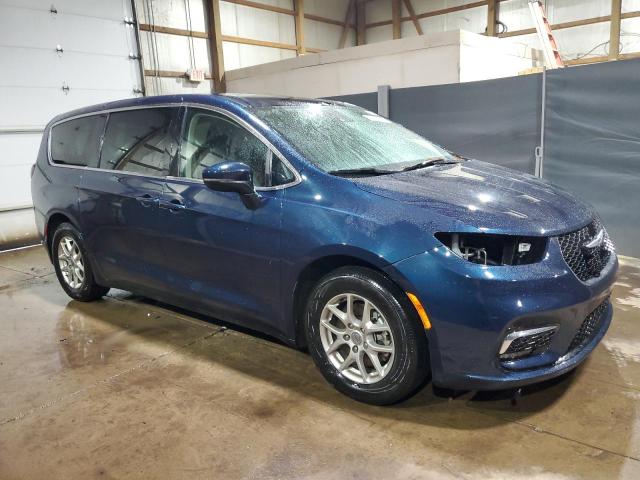 2C4RC1BG2PR625384 - 2023 CHRYSLER PACIFICA TOURING L BLUE photo 4