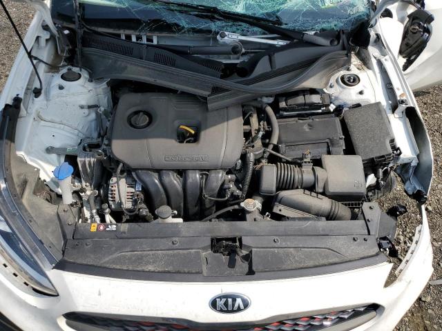 3KPF34AD6ME414715 - 2021 KIA FORTE GT LINE WHITE photo 11