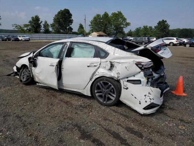 3KPF34AD6ME414715 - 2021 KIA FORTE GT LINE WHITE photo 2