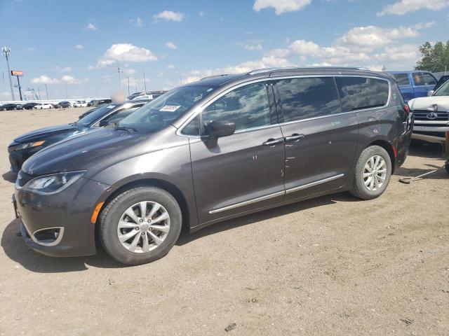 2C4RC1EG9JR108795 - 2018 CHRYSLER PACIFICA TOURING L PLUS GRAY photo 1