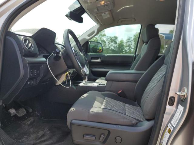 5TFRM5F14KX137784 - 2019 TOYOTA TUNDRA DOUBLE CAB SR/SR5 SILVER photo 7