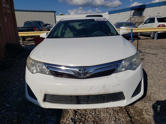 4T1BF1FK6DU229170 - 2013 TOYOTA CAMRY L WHITE photo 5