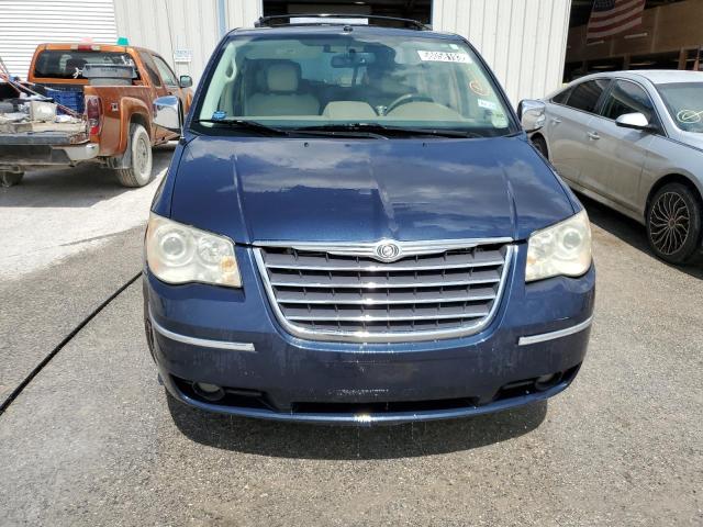 2A8HR64X08R691933 - 2008 CHRYSLER TOWN & COU LIMITED BLUE photo 5