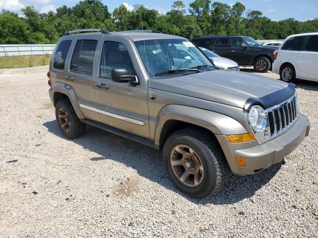 1J4GL58K05W556610 - 2005 JEEP LIBERTY LIMITED GOLD photo 4