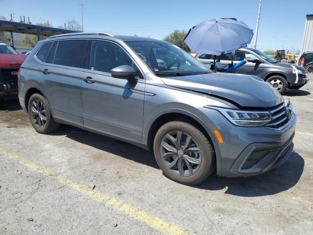 3VVNB7AX8RM121262 - 2024 VOLKSWAGEN TIGUAN SE 灰色 照片 4