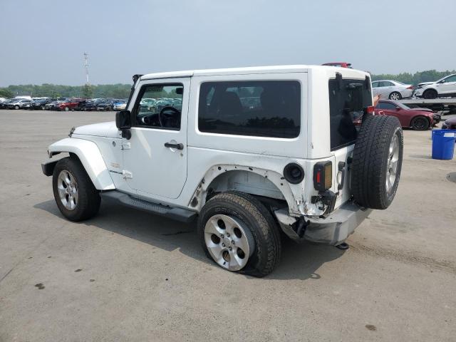 1C4GJWBG1EL200352 - 2014 JEEP WRANGLER SAHARA WHITE photo 2