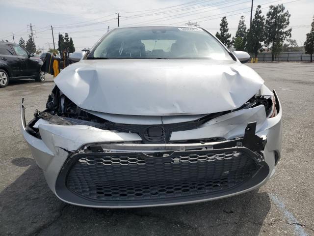 JTDEPMAE6N3030757 - 2022 TOYOTA COROLLA LE SILVER photo 5