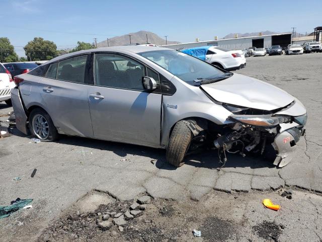 JTDKARFP4H3055298 - 2017 TOYOTA PRIUS PRIM 银色 照片 4