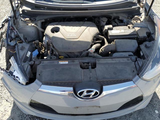 KMHTC6AD3DU153135 - 2013 HYUNDAI VELOSTER GRAY photo 11