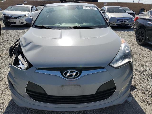 KMHTC6AD3DU153135 - 2013 HYUNDAI VELOSTER GRAY photo 5
