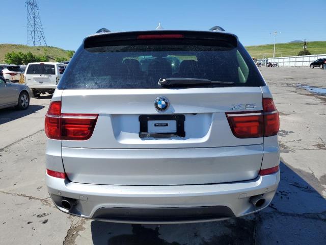 5UXZV4C54D0G54045 - 2013 BMW X5 XDRIVE35I SILVER photo 6