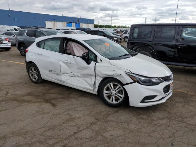 3G1BE6SM4JS517902 - 2018 CHEVROLET CRUZE LT WHITE photo 4