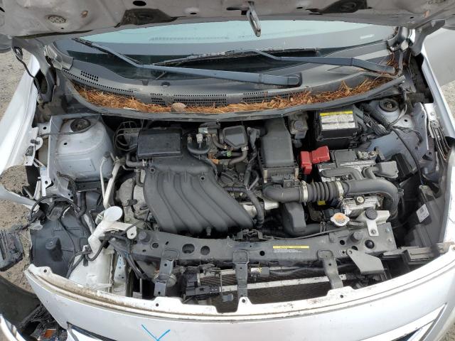 3N1CN7AP6JL835854 - 2018 NISSAN VERSA S Күміс фото 11