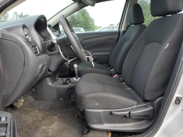 3N1CN7AP6JL835854 - 2018 NISSAN VERSA S Күміс фото 7