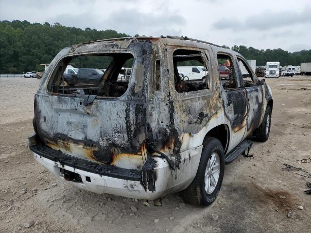 1GKFC13J07R159591 - 2007 GMC YUKON WHITE photo 4