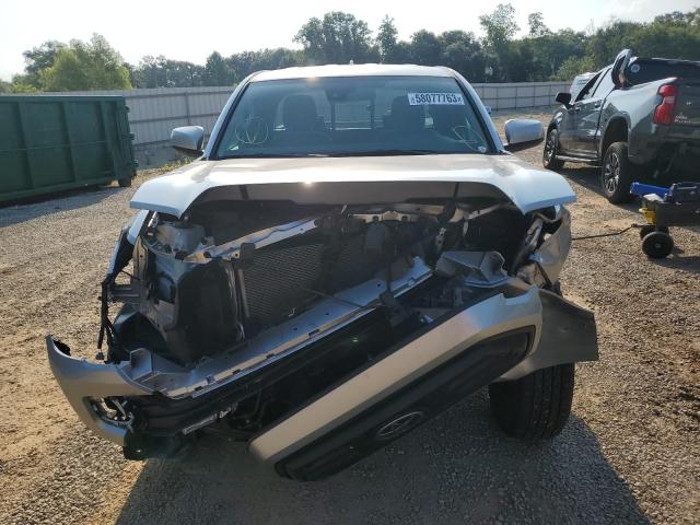 3TYRZ5CNXNT020685 - 2022 TOYOTA TACOMA ACCESS CAB ნაცრისფერი ფოტო 5