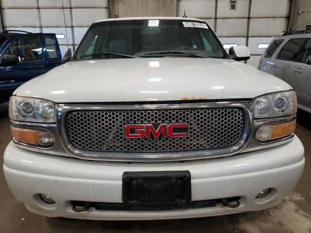 2GTEK63N251289081 - 2005 GMC SIERRA K1500 DENALI WHITE photo 5