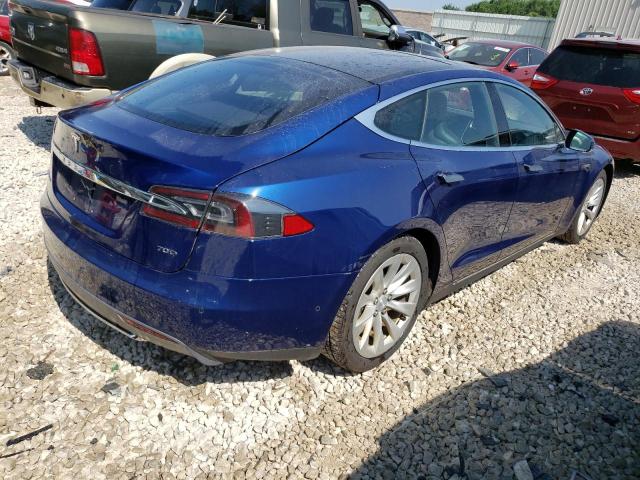 5YJSA1E22GF130055 - 2016 TESLA MODEL S Синій фото 3