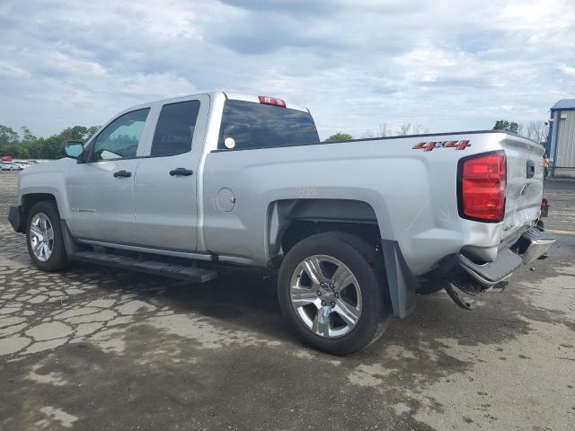 1GCVKPEC3JZ280280 - 2018 CHEVROLET SILVERADO K1500 CUSTOM GRAY photo 2