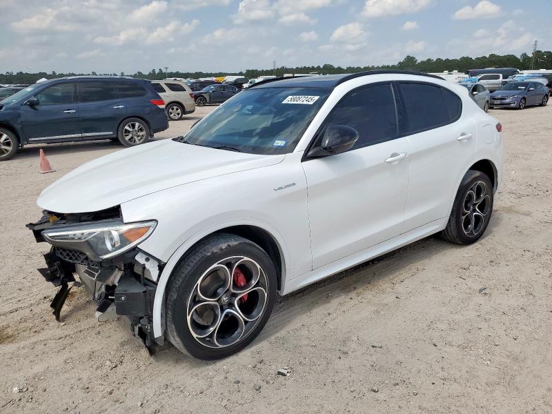 ZASPAKBN2N7D27344 - 2022 ALFA ROMEO STELVIO TI WHITE photo 1