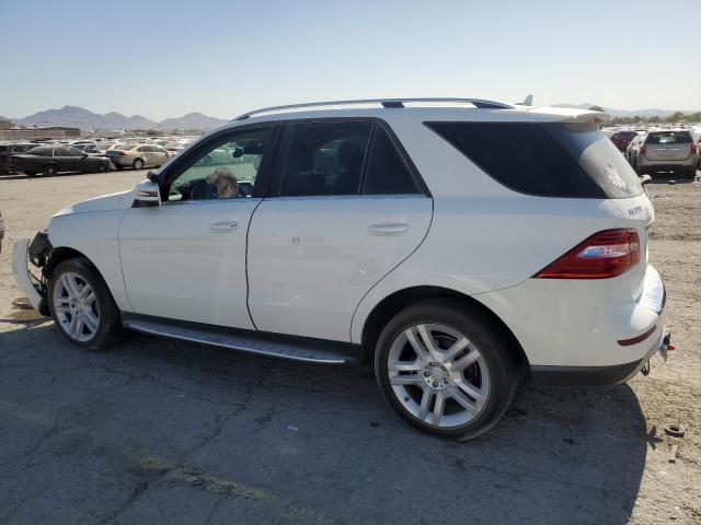 4JGDA5HB7FA460272 - 2015 MERCEDES-BENZ ML 350 4MATIC WHITE photo 2