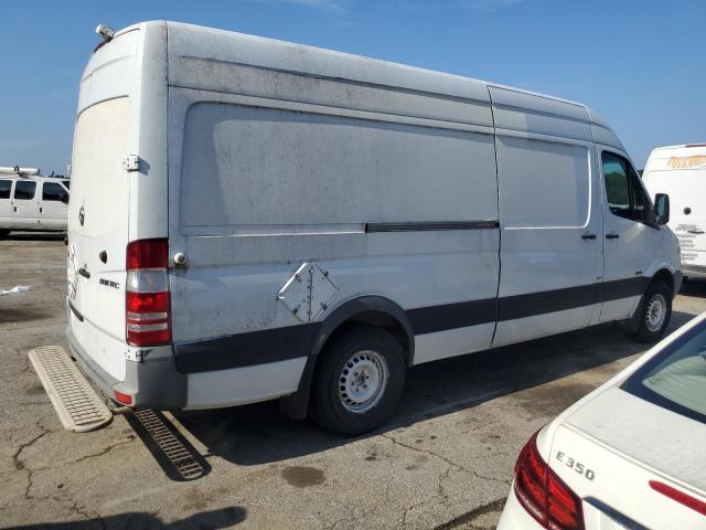 WD3PE8CB6C5699342 - 2012 MERCEDES-BENZ SPRINTER 2500 WHITE photo 3