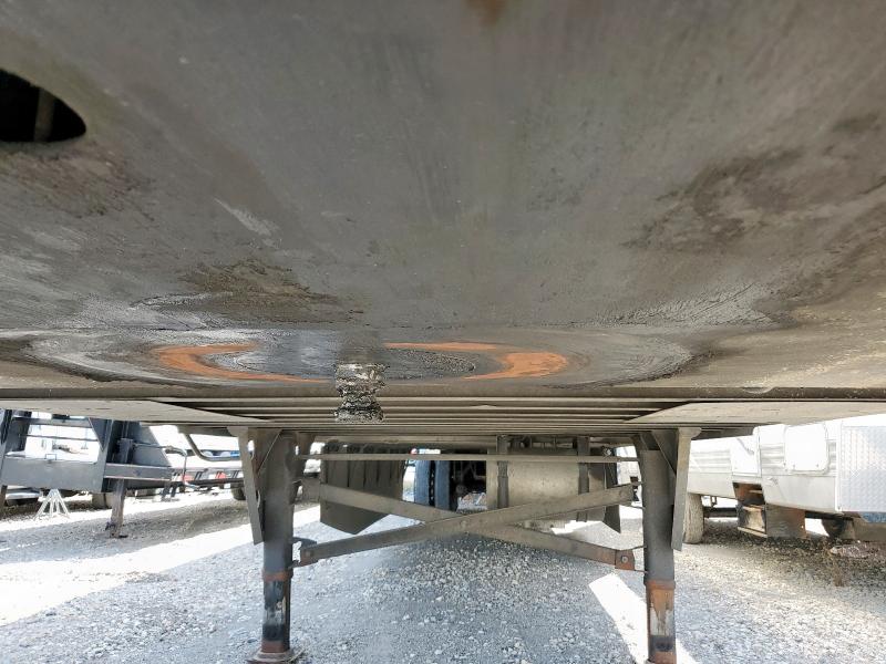 1UYVS2533HU799101 - 2017 UTILITY TL WHITE photo 7