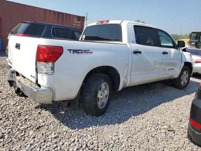 5TFDY5F13CX261822 - 2012 TOYOTA TUNDRA CREWMAX SR5 WHITE photo 3