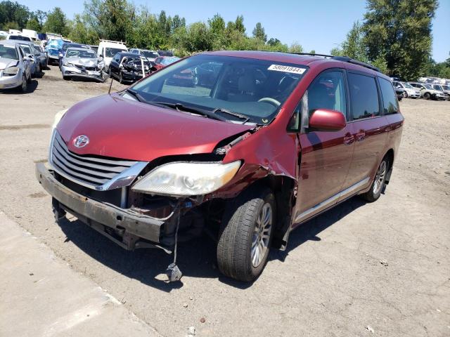 2012 TOYOTA SIENNA XLE, 