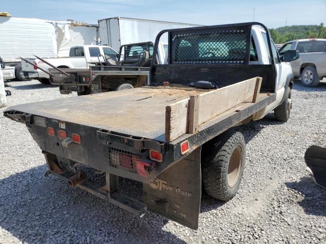 1GBJC34D86E278123 - 2006 CHEVROLET SILVERADO C3500 WHITE photo 3