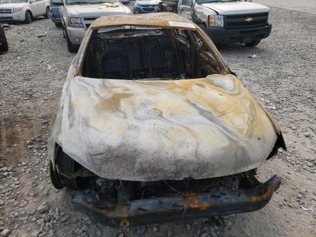 3VW1K7AJ0BM024195 - 2011 VOLKSWAGEN JETTA BASE 烧焦的 照片 5