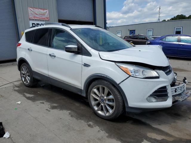 1FMCU9G91FUA70047 - 2015 FORD ESCAPE SE WHITE photo 4