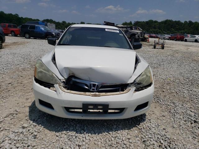 1HGCM56106A106676 - 2006 HONDA ACCORD VALUE WHITE photo 5