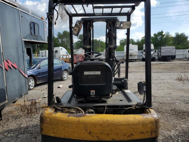 ETB1450381 - 2006 CATERPILLAR LIFT TRUCK YELLOW photo 6