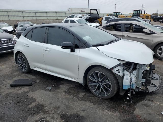 JTNA4MBE2N3164151 - 2022 TOYOTA COROLLA XSE WHITE photo 4