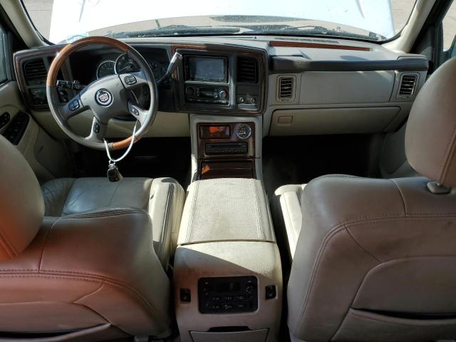 1GYEK63N54R102240 - 2004 CADILLAC ESCALADE LUXURY CREAM photo 8