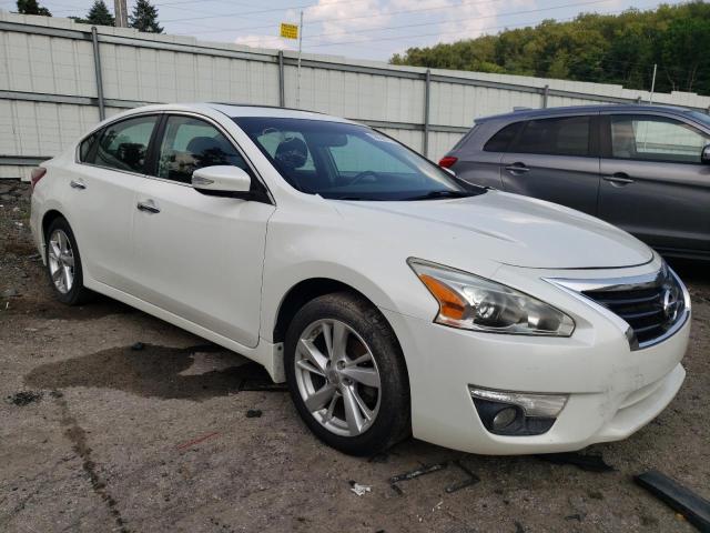 1N4AL3AP1DN421331 - 2013 NISSAN ALTIMA 2.5 WHITE photo 4