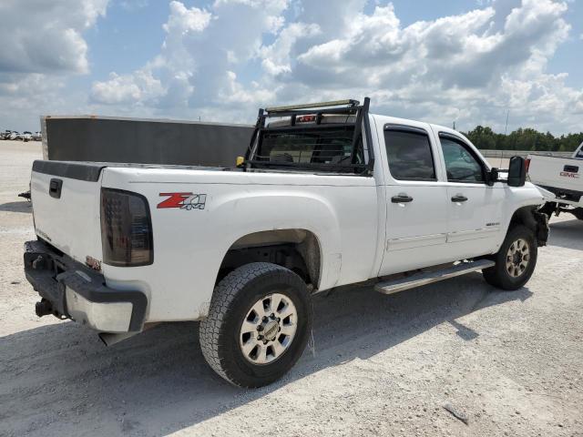 1GT423CG8CF121687 - 2012 GMC SIERRA K3500 SLE WHITE photo 3