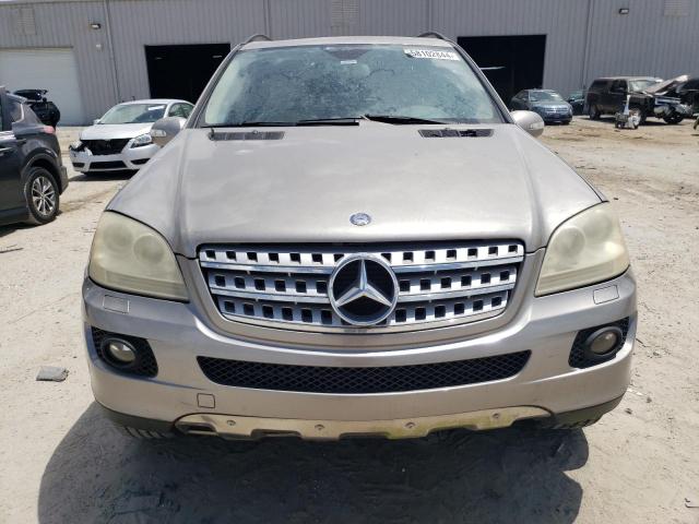 4JGBB22E58A305826 - 2008 MERCEDES-BENZ ML 320 CDI GRAY photo 5