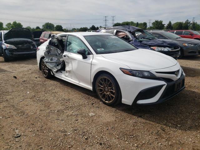 4T1T11BK8PU080581 - 2023 TOYOTA CAMRY SE NIGHT SHADE WHITE photo 4