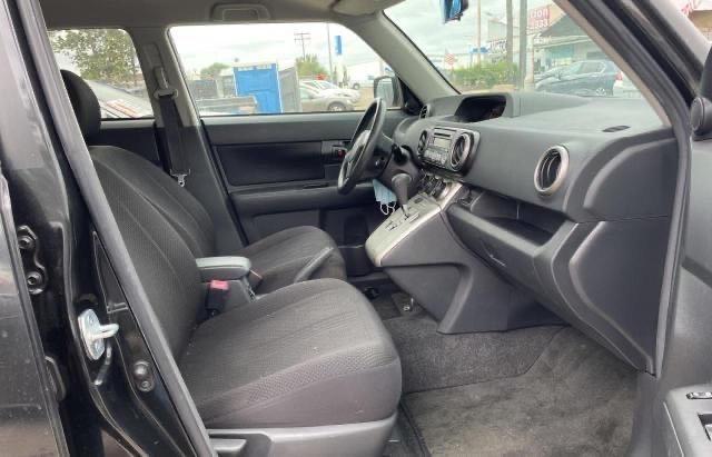 JTLKE50E881021000 - 2008 TOYOTA SCION XB 黑色 照片 5