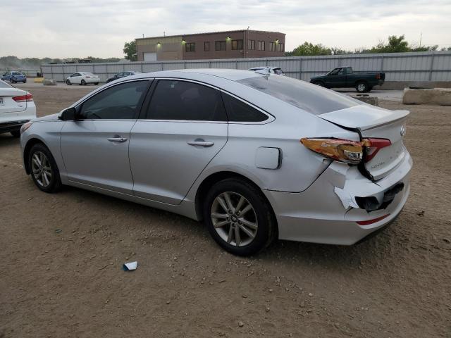 5NPE24AF0FH100184 - 2015 HYUNDAI SONATA SE SILVER photo 2