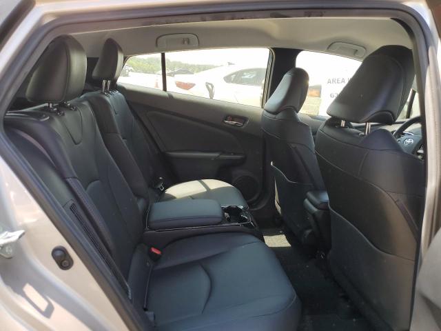 JTDKARFP6J3097039 - 2018 TOYOTA PRIUS PRIM 奶油色 照片 10