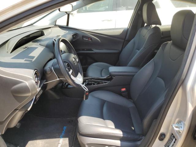 JTDKARFP6J3097039 - 2018 TOYOTA PRIUS PRIM 奶油色 照片 7