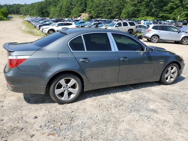 WBANF33516CB86670 - 2006 BMW 525 XI GRAY photo 3