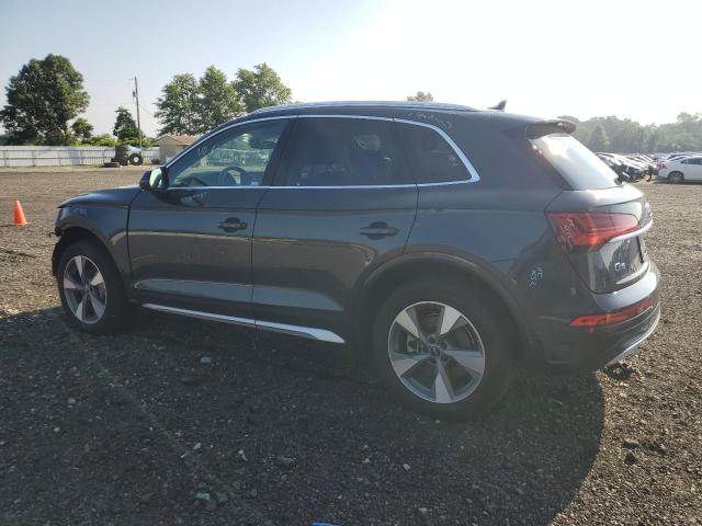 WA1ABAFY4N2115241 - 2022 AUDI Q5 PREMIUM 40 BLACK photo 2